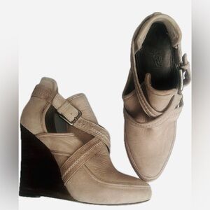 Joie Size 8 / 38 Taupe Suede Ankle Wedge Shoes Booties